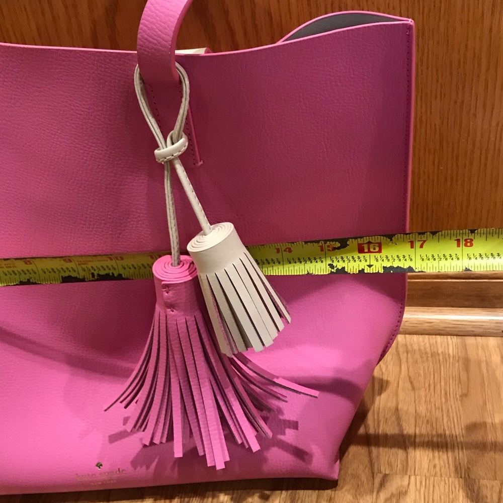 Kate Spade Tote ♠️ - Picture 7 of 8